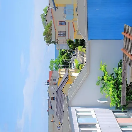 Am-wilhelmsberg-wohnung-03 شقة